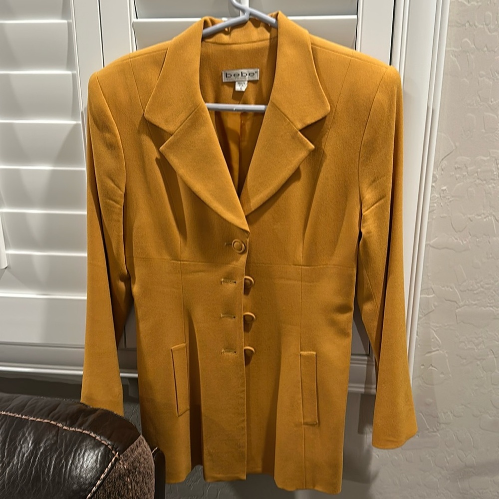 Bebe jacket and skirt